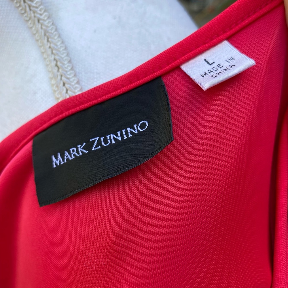 Red Dress side zipper Slit Ruched - Picture 7 of 9